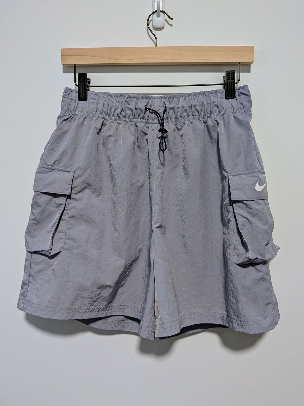 Nike Sportswear Essential Women's M Woven High-Rise Cargo Shorts Periwinkle